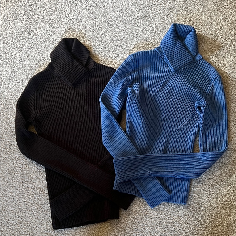 2 Tahari Dark Ribbed Knit Sweaters